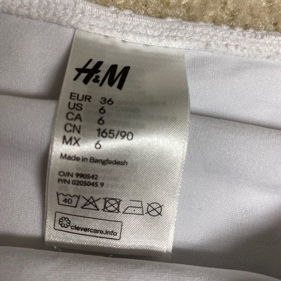 Beyoncé H&M white two piece bikini - Picture 5 of 5